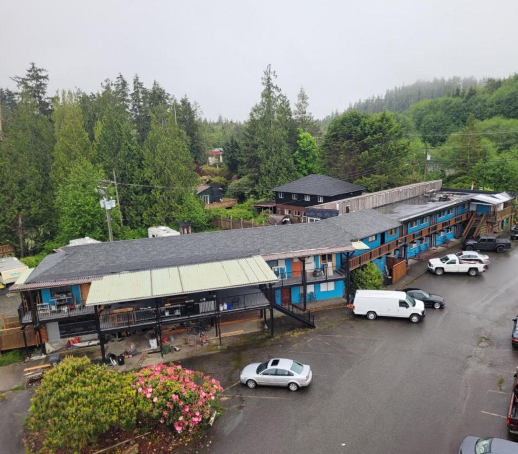 Meares Vista Inn Tofino Extérieur photo
